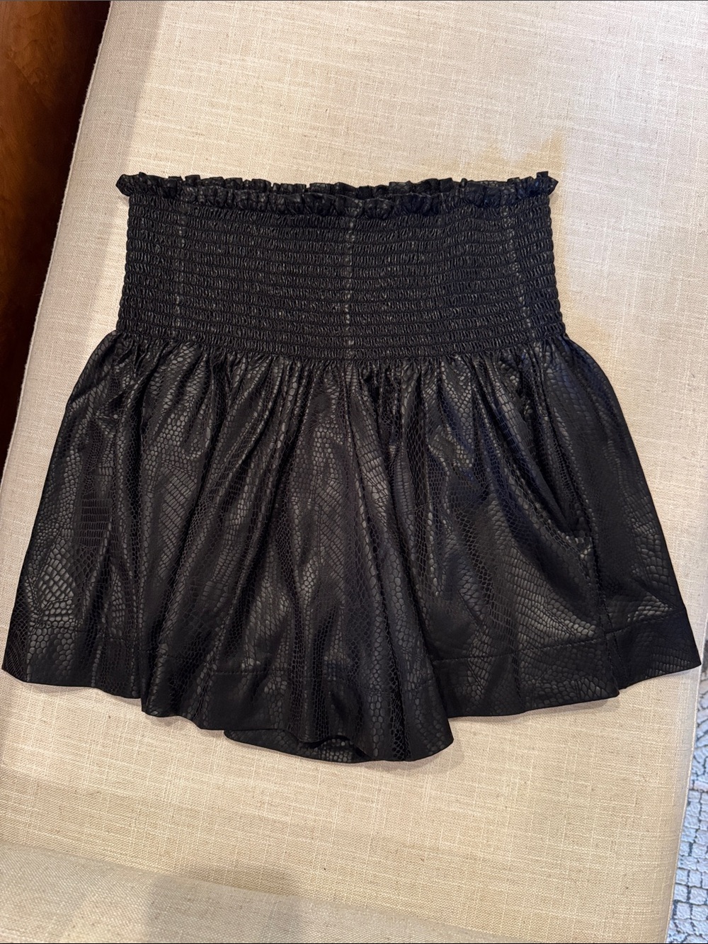 QUEEN OF SPARKLES Black Smocked-Waist Circle Skort Snake Skin Edgy Chic- medium